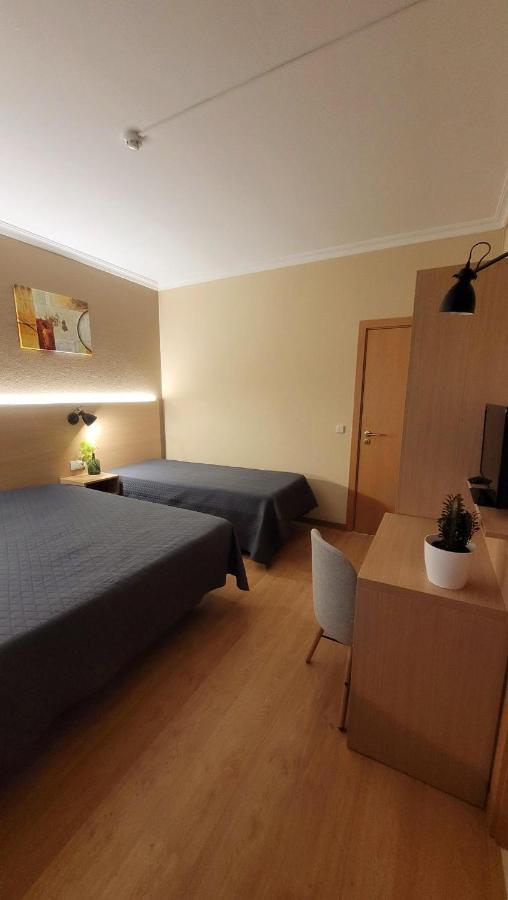 Ferrinho Hotell Guarda Eksteriør bilde